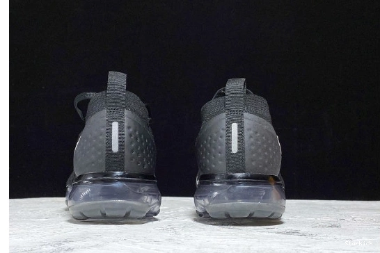 AIR 2 942842-001 VAPORMAX WHITE BLACK 1212